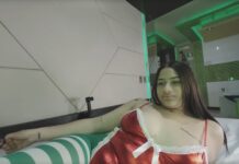 Christmas Gift: Tall Venezuelan BTS Photoshoot