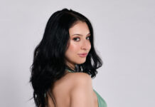 Stay in Raven’s Lane