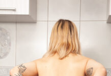 Skinny Punk Chick Fingers Her Cunt In The Kitchen