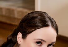 The Hunger Games: Katniss Everdeen (VR Porn Parody)