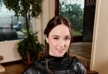 The Hunger Games: Katniss Everdeen (VR Porn Parody)