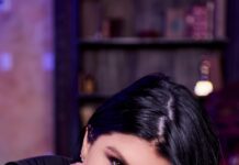 Wednesday: Morticia Addams (VR Porn Parody)