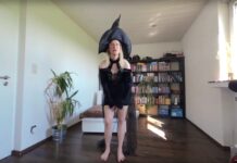 Deutsche Domina lässt Dich hart wichsen