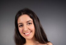 Cute And Lovely Katty West Loves To Play With Her Little Asshole