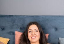 Cute And Lovely Katty West Loves To Play With Her Little Asshole