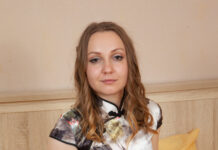 Nika Strips Down Her Laced Lingerie To Tickle Her Pussy Until She Cums