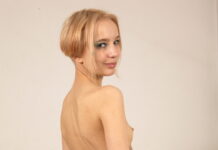 Fat Dick For Tea Mint’s Tiny Twat