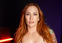 Raven Ravishes Redhead