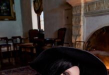 Resident Evil Village: Lady Dimitrescu (A Porn Parody)