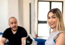 Petting Blowjob with Delilah Day