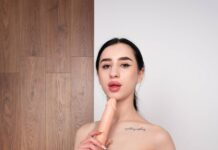 Elizamars Is The Skinny Slut Every Man Dreams About