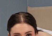 Anna Esman Loves Reverse Cowgirl Riding