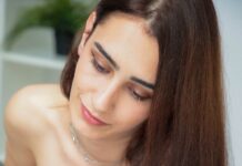 Sexy Pussy Rubbing And Cumshot