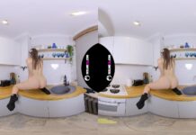 Margarita Young Teen Virtual 3D Strip in Kitchen