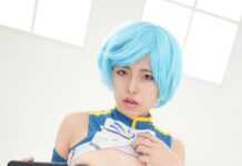 Kanna Sakura Shows Off Her Perfect Tits And Fucks Her Shaved Pussy Upskirt