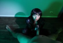 VR Latex Glove Red Light Green Light Handjob