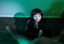 VR Latex Glove Red Light Green Light Handjob