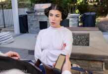 Star Wars: Princess Leia (A Porn Parody)