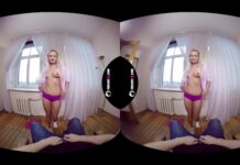 Sophia Sonne Sexy Blonde Stripper 180VR