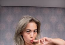 Juicy Millennial Monro Has A Sensual Orgasm In Her First Scene