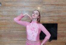 Tight Pussy Newbie First Double Penetration (DP)