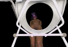 April Toots – Epic Ebony Farts