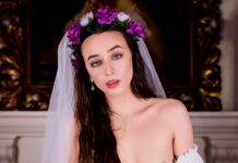 Nosferatu: Ellen Hutter (A Porn Parody)