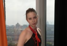 Alice Murkovski In Naughty Uniform Play With A Big Dick Fellow