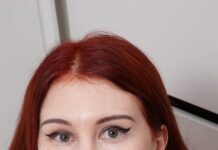 Foxy Redhead Stacy Fort Gets A Messy Mouthpie After Sex