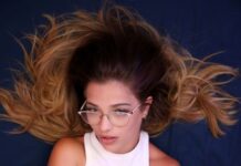 Sandy Little – Bang Me Crazy