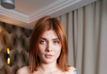 Redhead Vixen Assolle Gets Cum On Her Perfect Tits