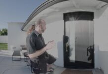 Reluctant Cuck Teased in Stepmom Orgy