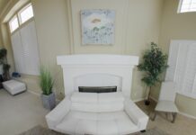 Ruby loves to show that perfect ass off v2