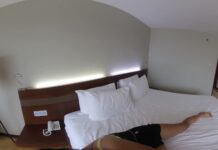 Super Cute Thai Teen Picked Up In Mall And Creampied 30min Later