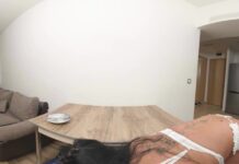 A sexy dinner Aya Goldie