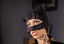 Batman: Catwoman (A Porn Parody)