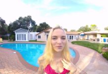 Battle of Blondes: Big Tits Mom vs. Hot Young Teen