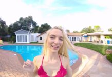 Battle of Blondes: Big Tits Mom vs. Hot Young Teen