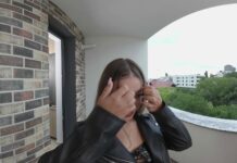 Sandy Little – The Hot Seducer