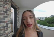 Sandy Little – The Hot Seducer