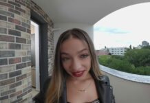 Sandy Little – The Hot Seducer