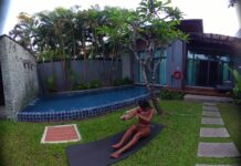 Thai Girl Hot and Sweaty Oil Workout