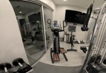 Watching a Naked Workout, Happy Ending