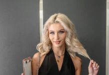 Slutty Blowjob with Emma Rosie