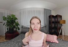 Maya Sinn – Wet Teen Pussy