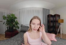 Maya Sinn – Wet Teen Pussy