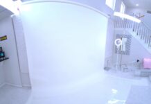 New Teen Brunette Model fucked by Photographer