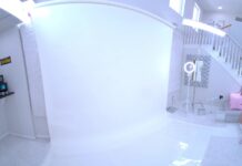 New Teen Brunette Model fucked by Photographer