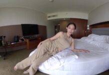 Perfect Thai Girl Next Door Is Back for More Creampie