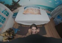 Sofia Smith: Beach Babe